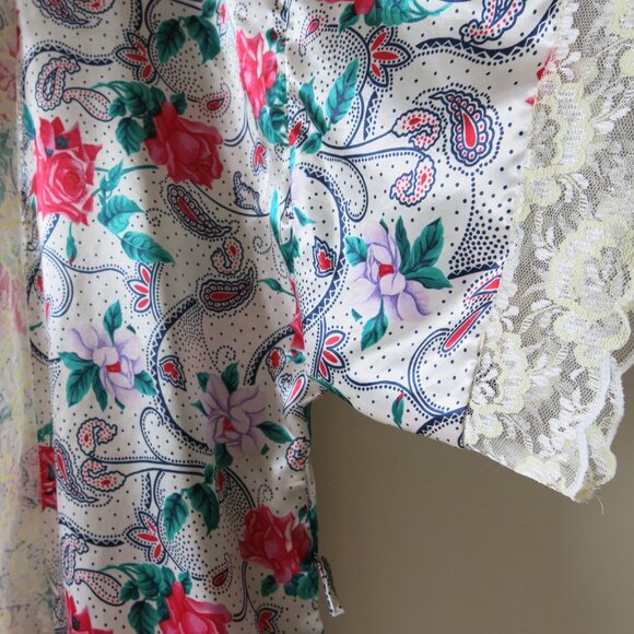 Vintage Delicates Women's Floral Lace Satin Robe With Belt One Size Fits All - Picture 6 of 12